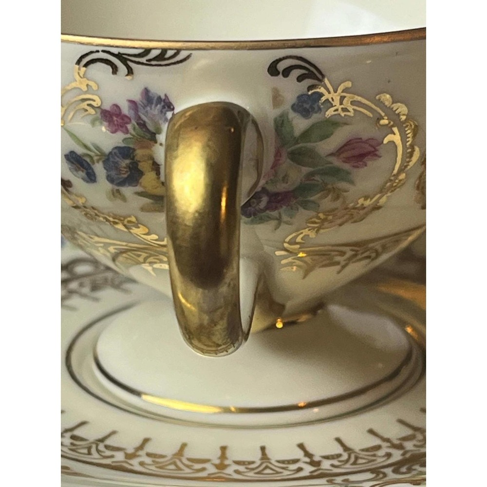 Rosenthal Continental Ivory Queens Bouquet footed demitasse 3 cups and 3 Saucers - Picture 2 of 9